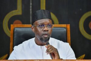 Sonko accède à la demande du gouvernement et renvoie la LFR 2026 en commission